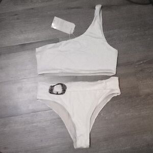 NWT: AMARELLE SWIMWEAR; BELTED,HIGH WAIST,ONE SHOULDER BIKINI SET.